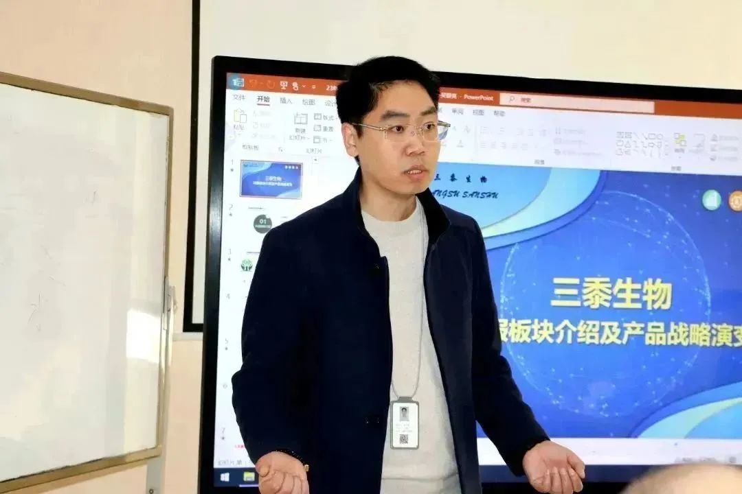 周.jpg